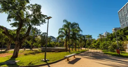 Imagem da praça de ipanema